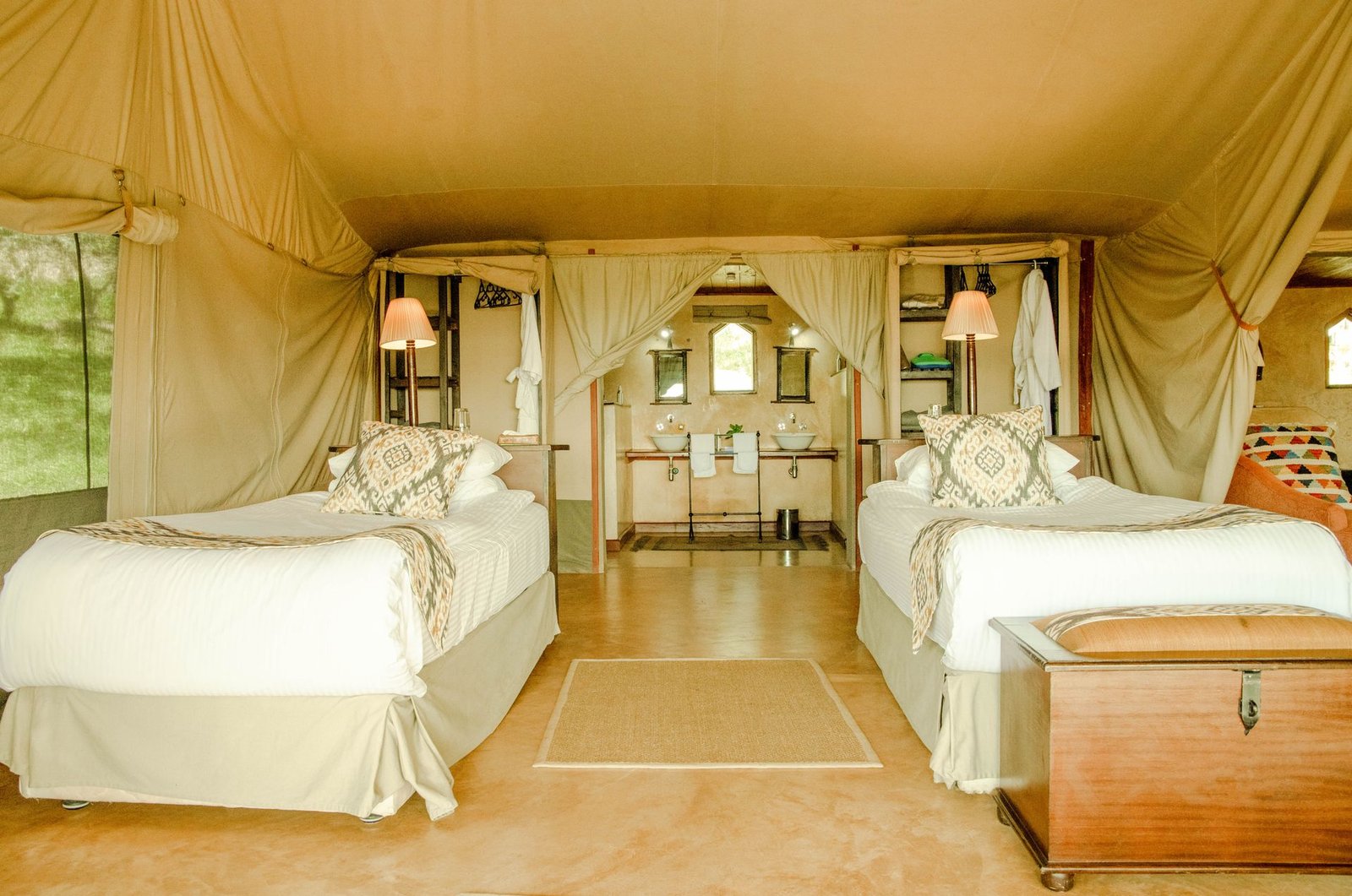 Luxury Safari Camp
